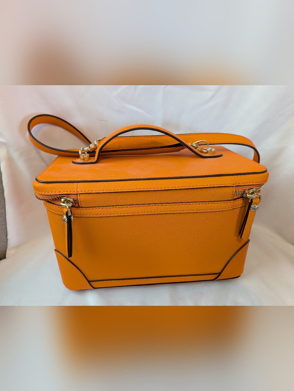 Henri Bendel Orange and Taupe Cosmetic Organizer with Striped Elastic - Picture 7 of 7